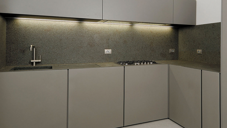 Minotti Collezioni «Inca Porfido Verde»