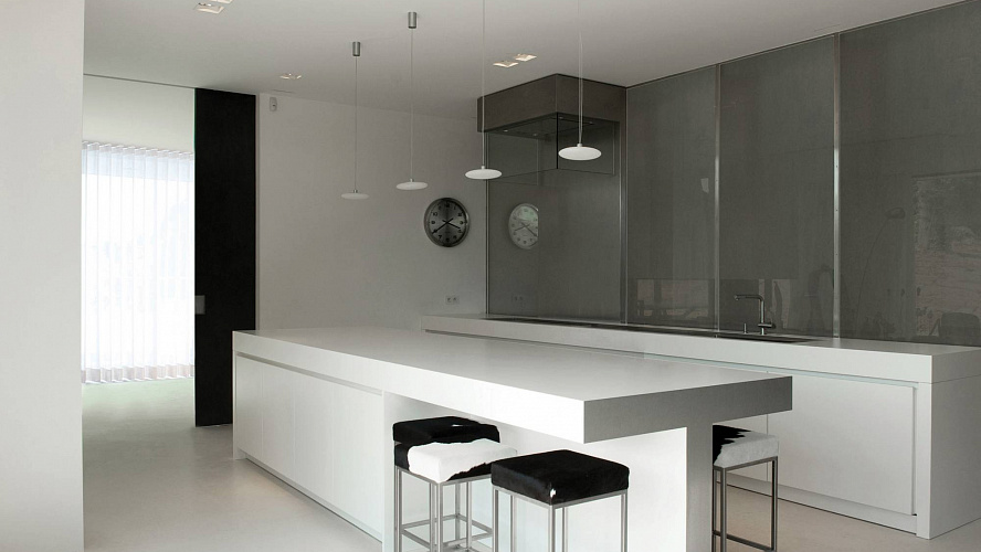 Strato Igloo Collection